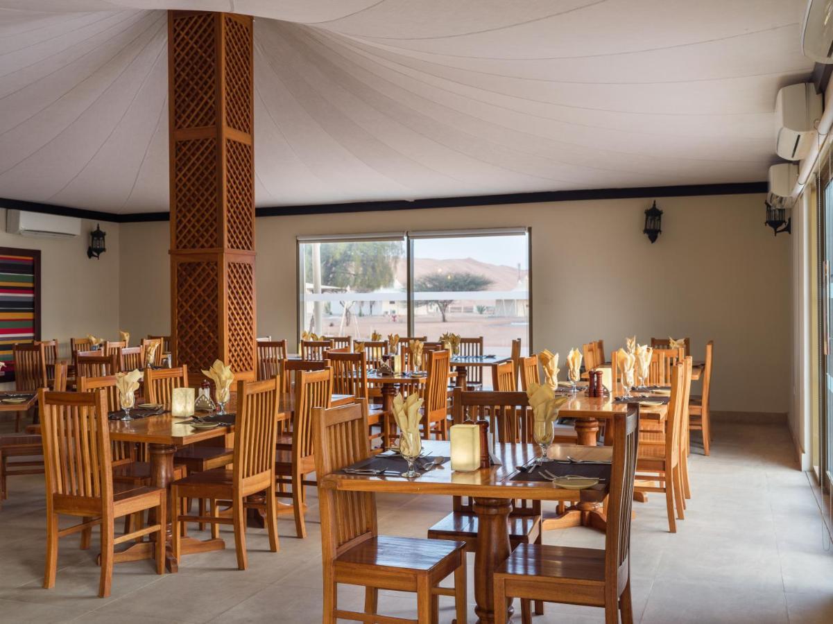 Desert Nights Resort Al Wāşil Exteriör bild