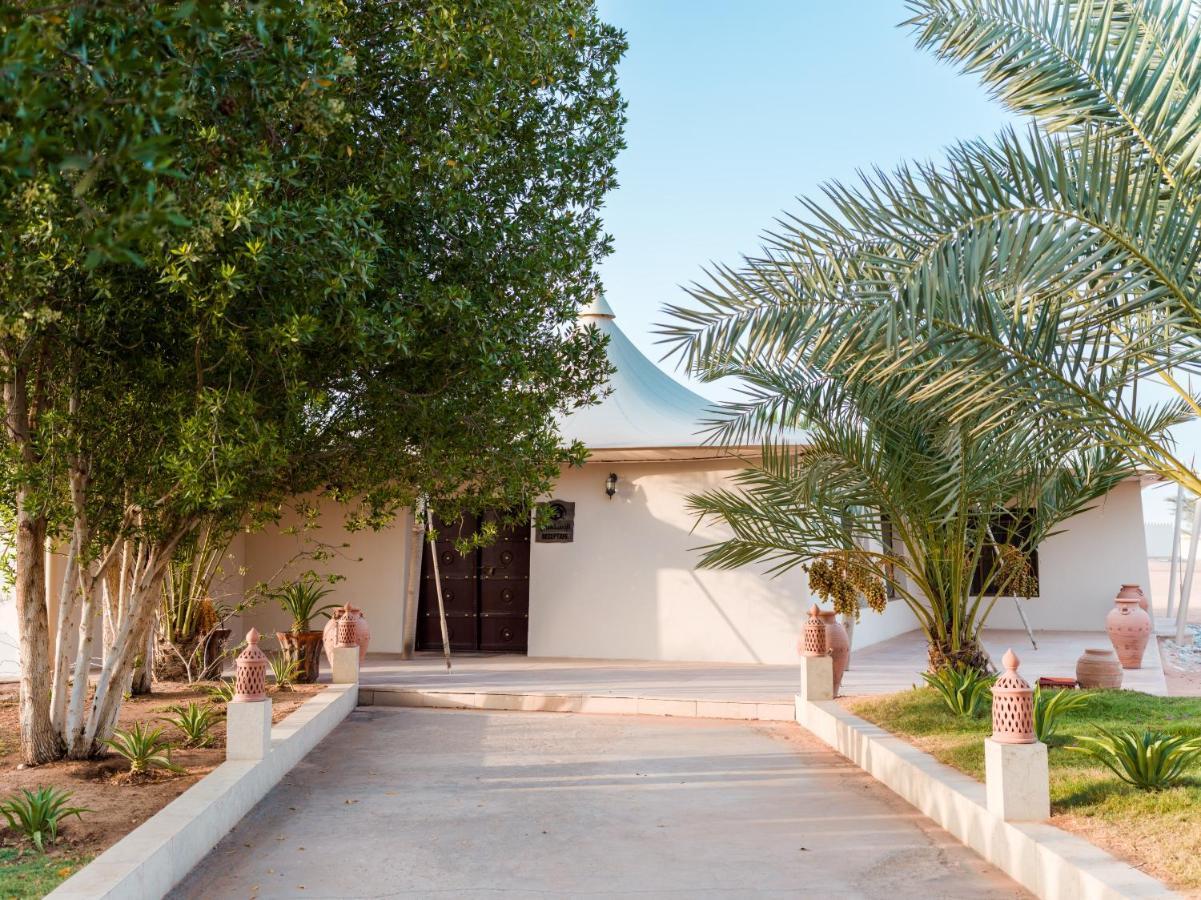 Desert Nights Resort Al Wāşil Exteriör bild