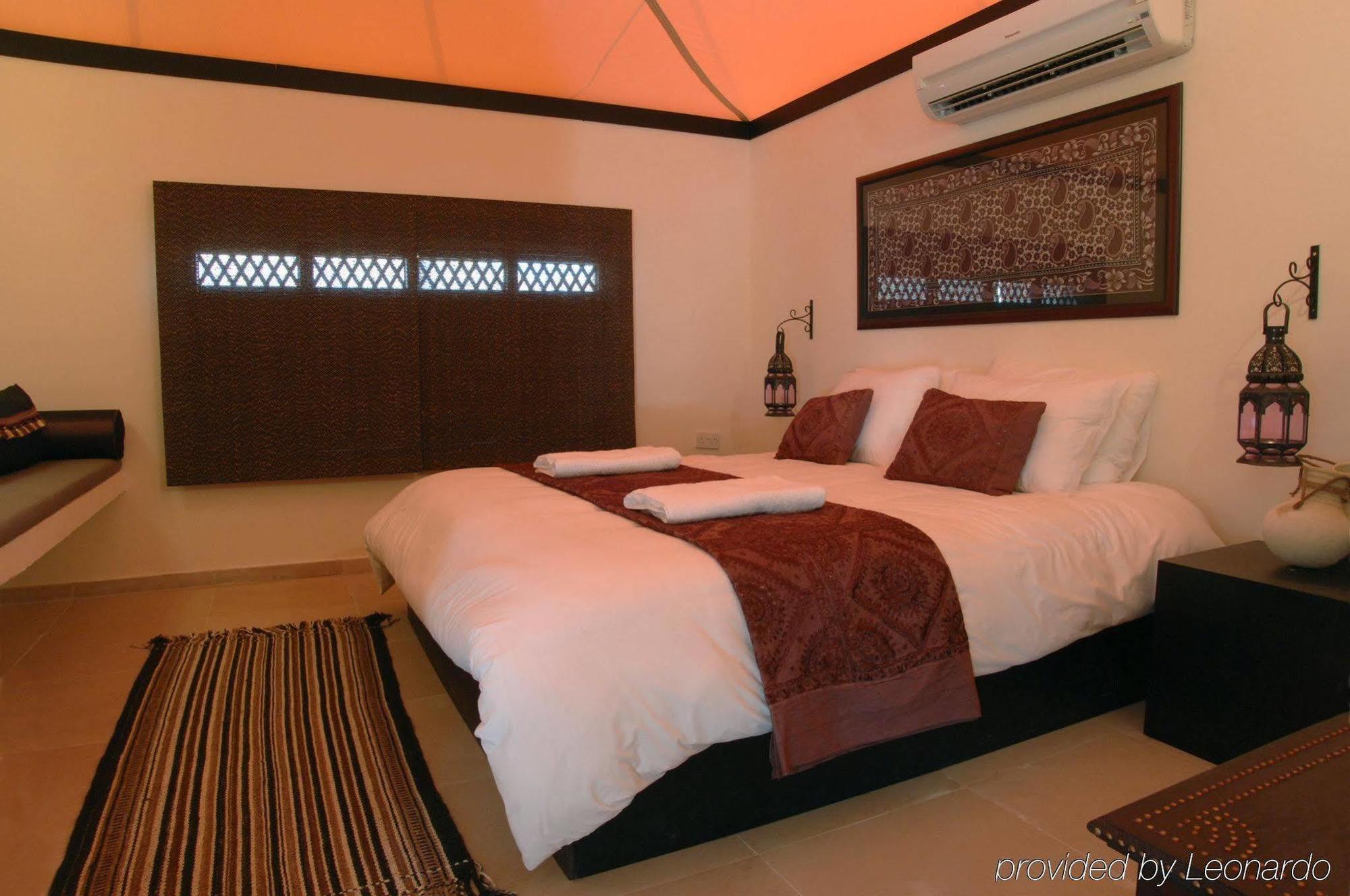Desert Nights Resort Al Wāşil Exteriör bild